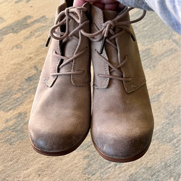 TOM’s  lunata desert taupe burnished suede Lace Up Booties SIZE 9 EUC - Picture 4 of 10
